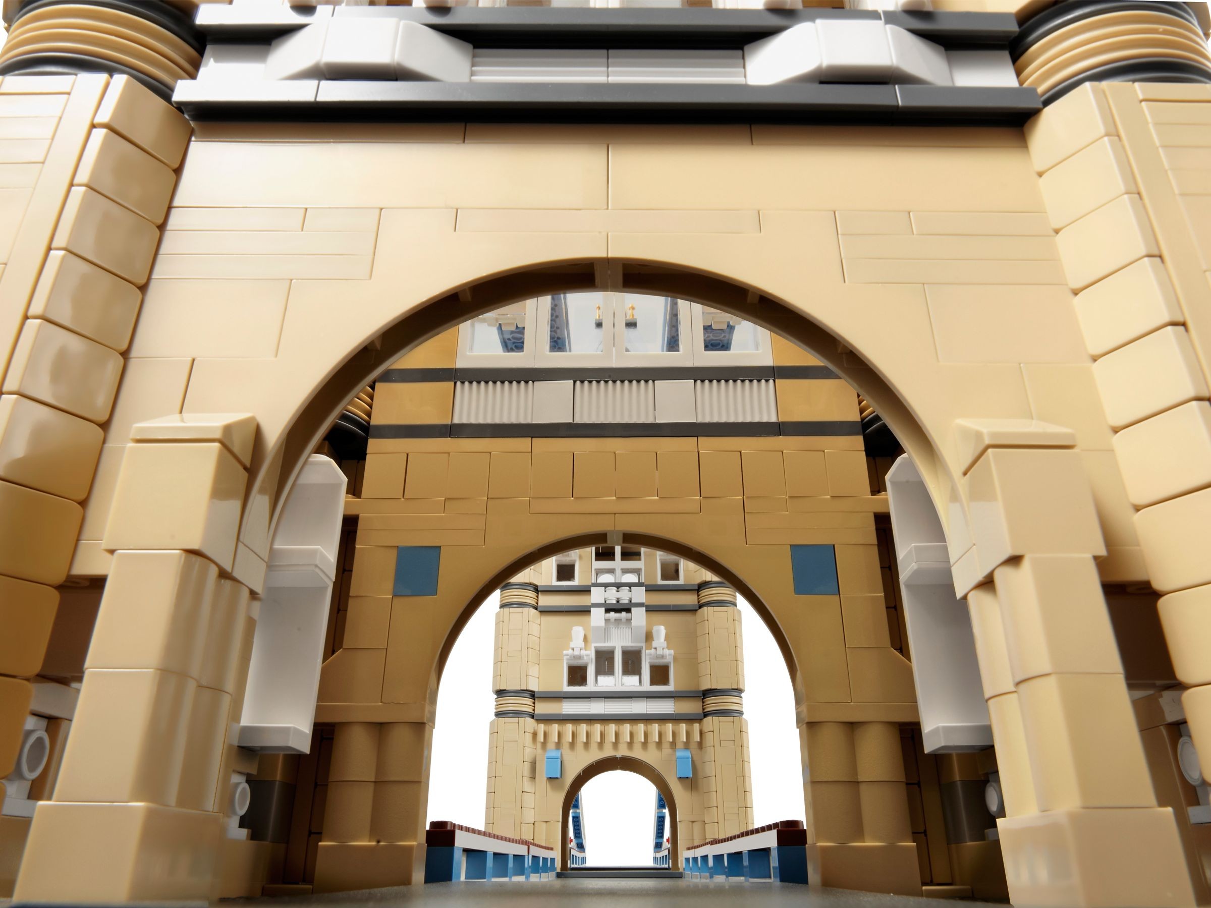 LEGO Exclusive 10214  Tower Bridge
