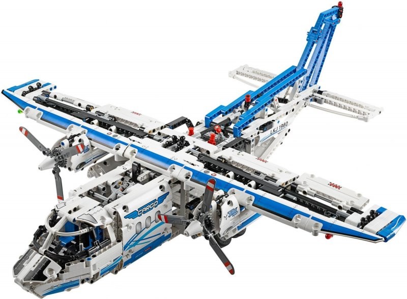 LEGO Technic 42025 Nákladní letadlo