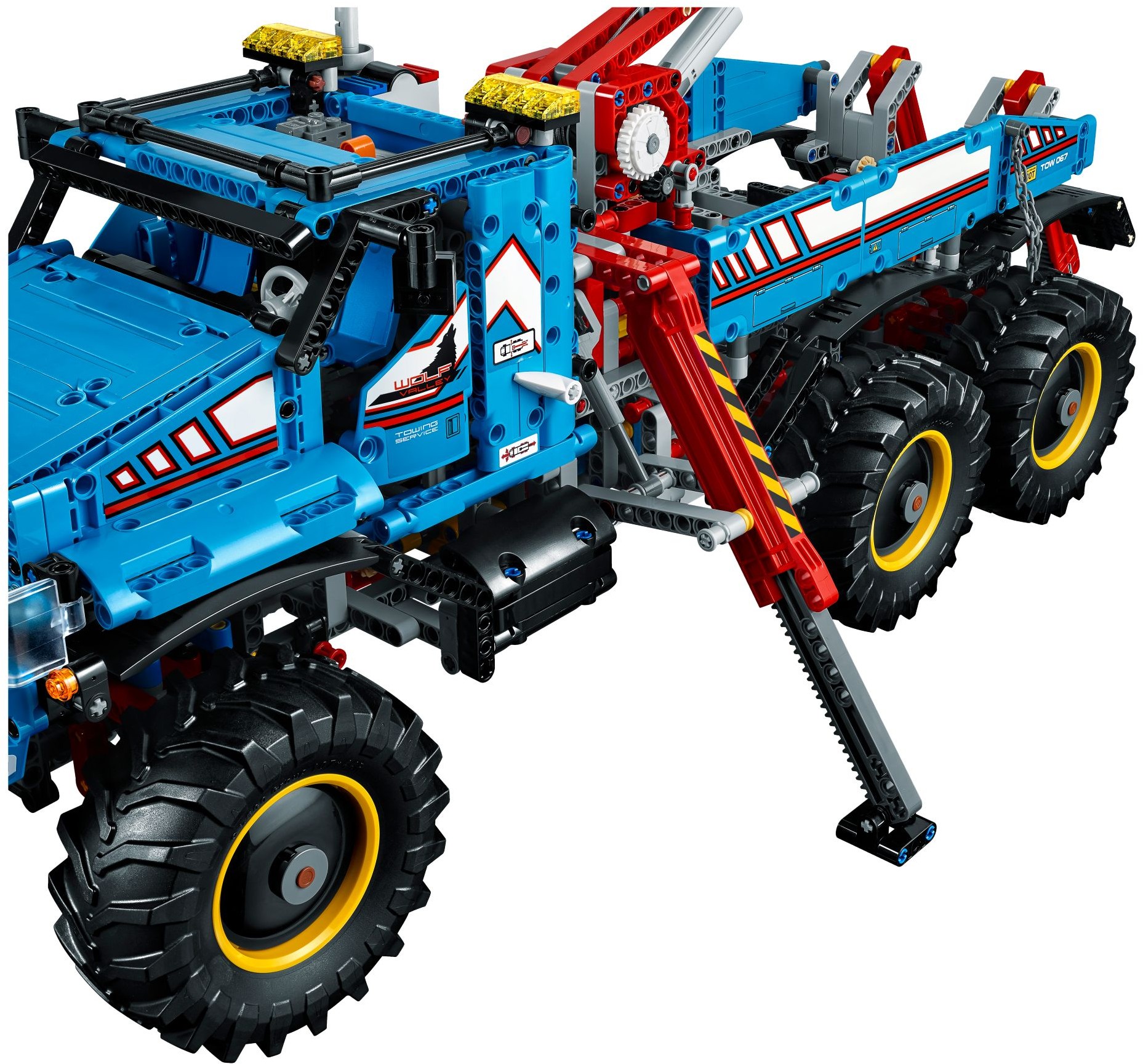 LEGO Technic 42070 Terénní odtahový vůz 6x6